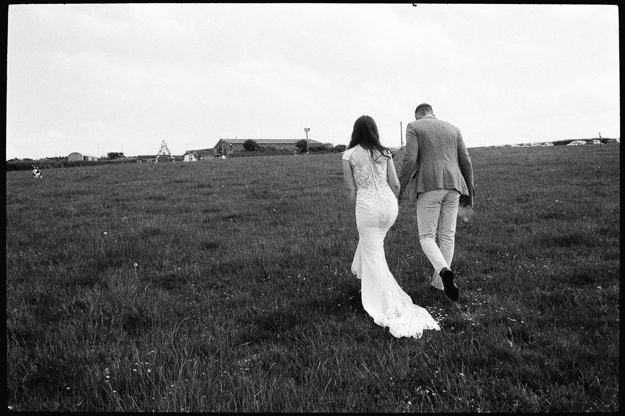 THE SHED AT MWNT WEDDING PHOTOGRAPHY CARDIGAN 054 THE SHED AT MWNT WEDDING PHOTOGRAPHY CARDIGAN 054